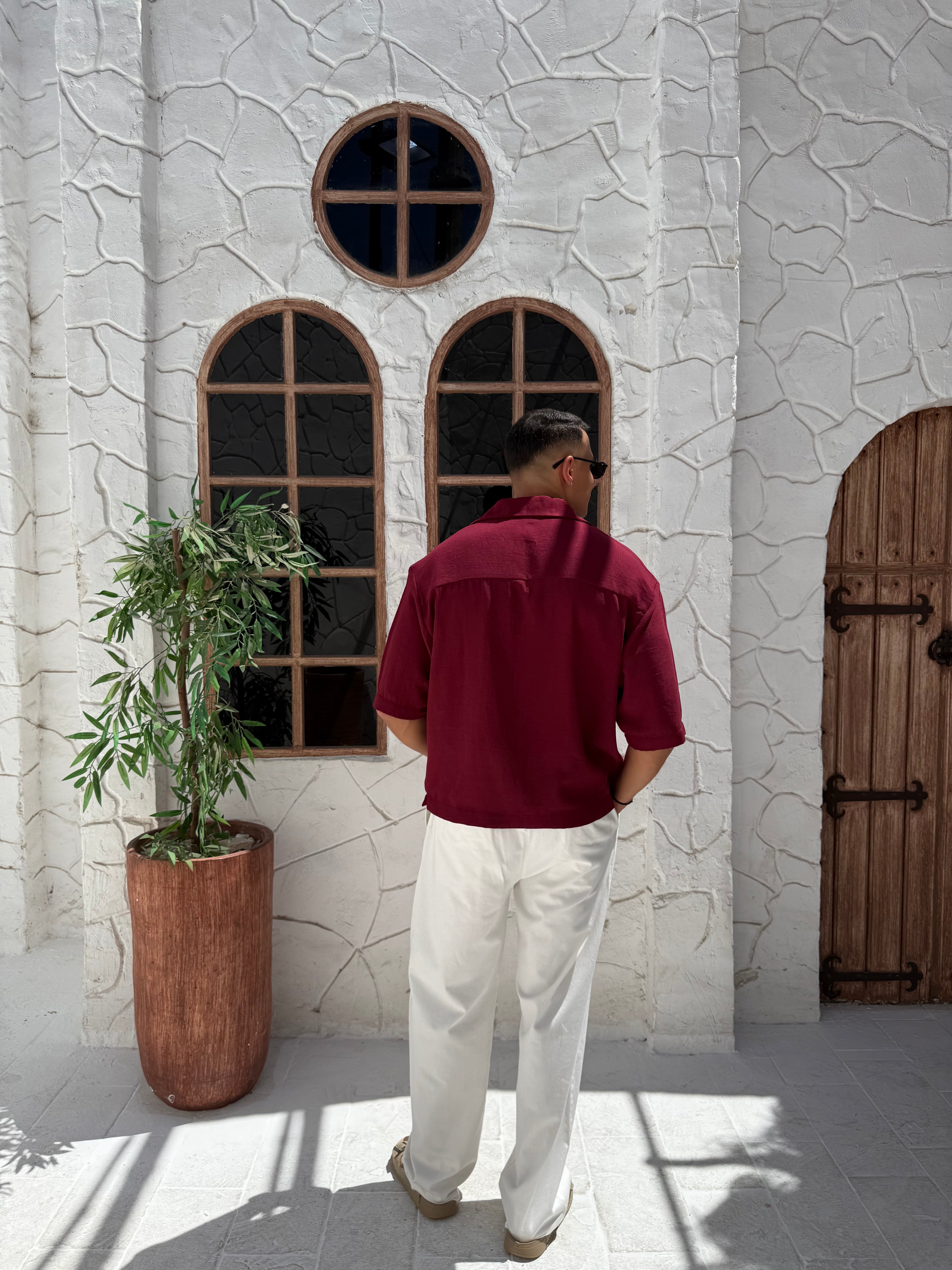 Linen shirt with half sleeves