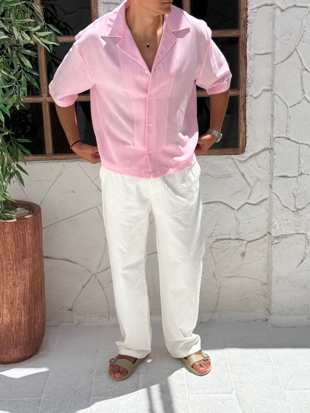 Linen shirt with half sleeves