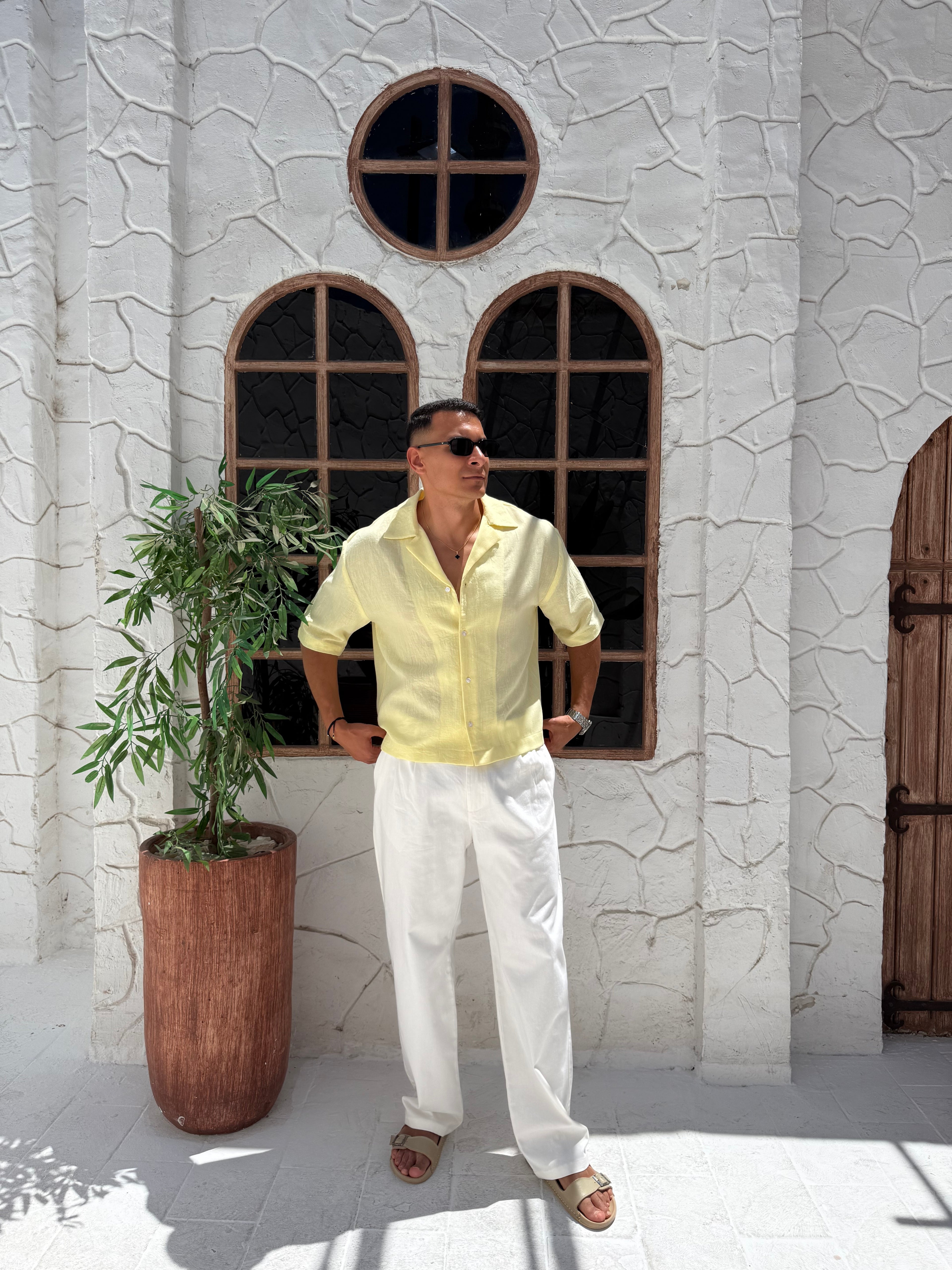 Linen shirt with half sleeves