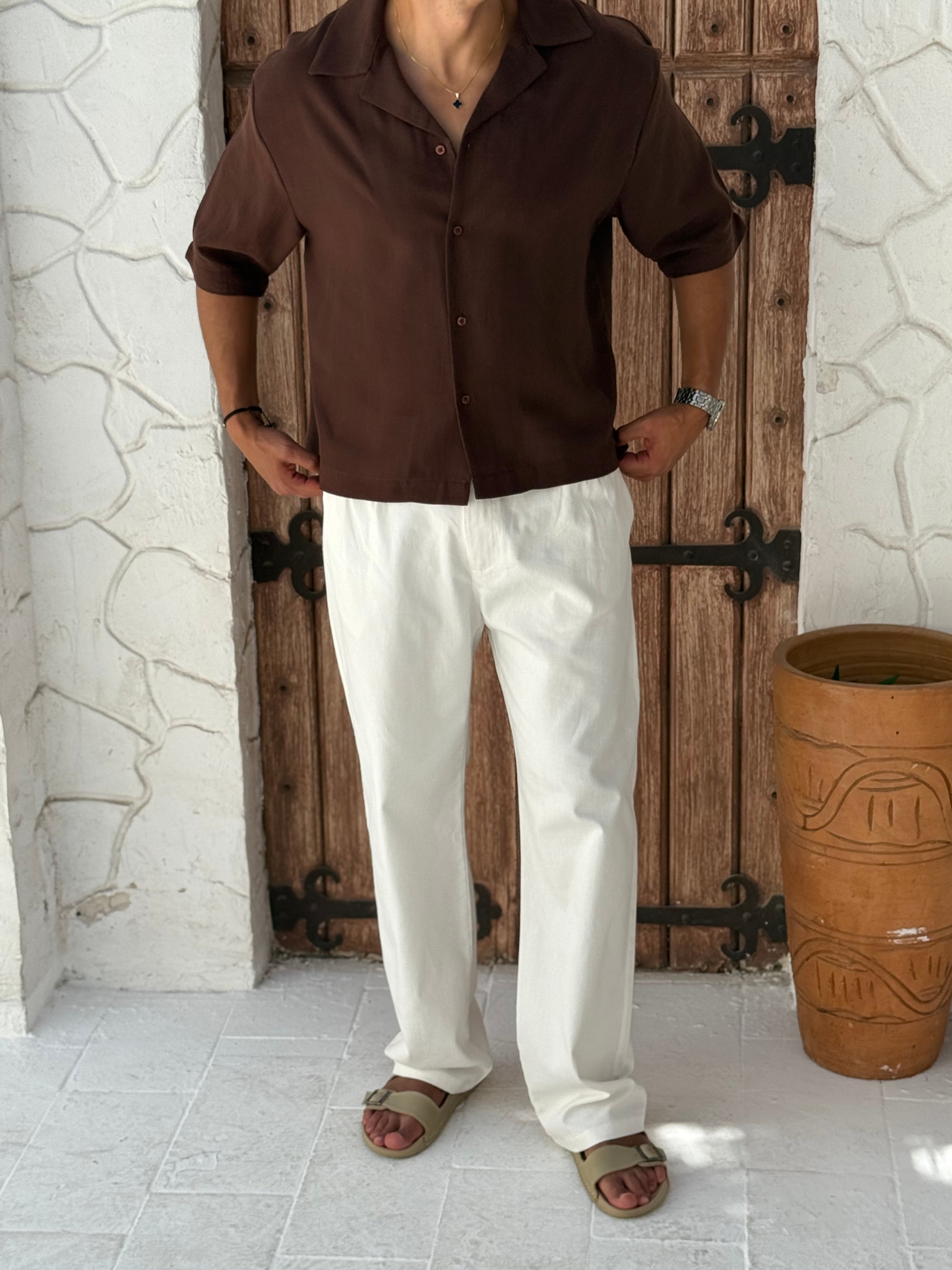 Linen shirt with half sleeves